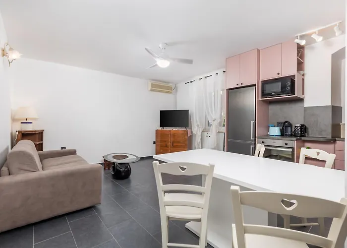 Apartament Valentina *